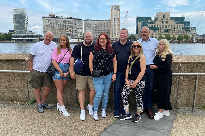 Essential Spy: A JAMES BOND-THEMED Experience IN LONDON - The Unique Bond Fragrance and Cocktail Experience