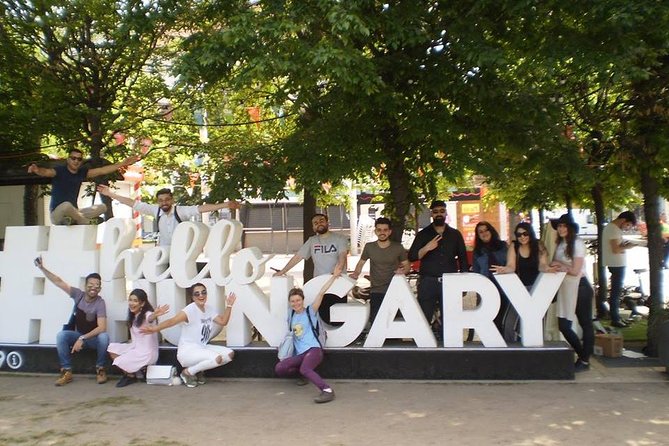 Essential Walking Tour - Starting at Budapest’s Szent István tér: The Tour’s Meet Point
