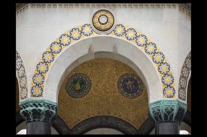 Essentials of Istanbul For First Timers - Exploring Istanbul’s Medieval Bazaar District