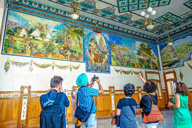 Essentials of Valencia and its World Heritage Sites - Exploring Placa de lAjuntament and Fallas Traditions