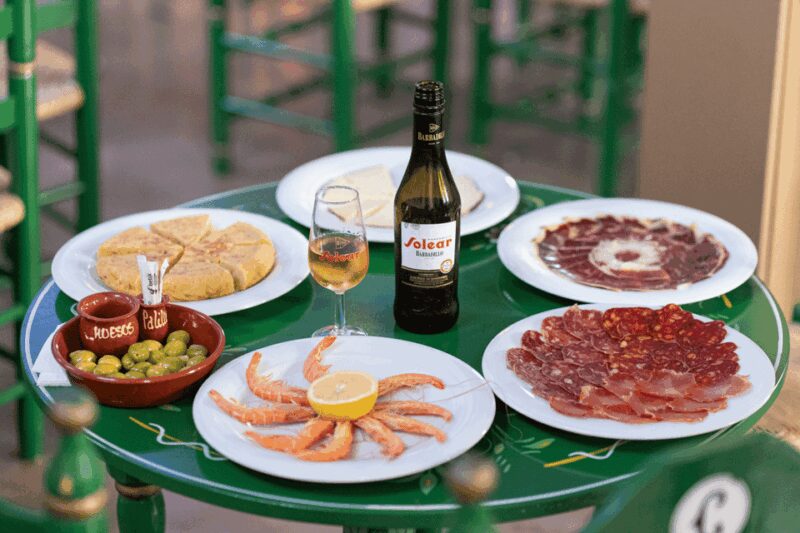 Estepona: Andalusian Flamenco Show Entry Ticket with Drink - Key Points