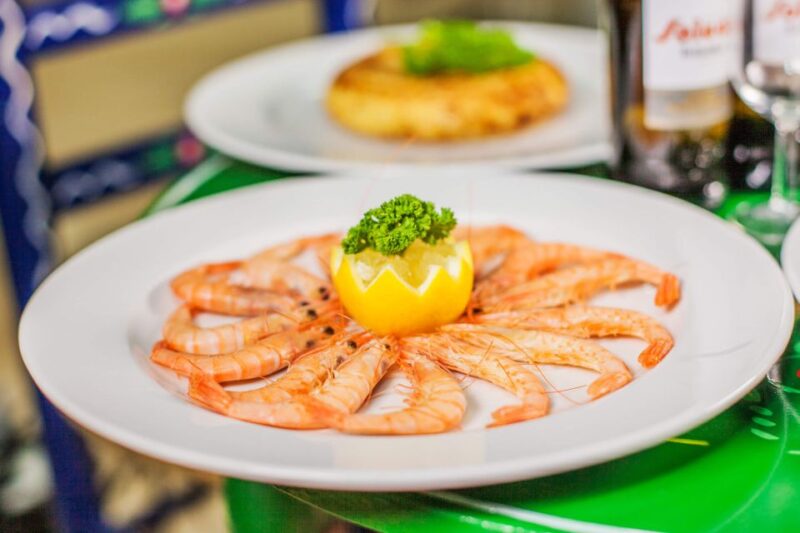 Estepona: Andalusian Flamenco Show Entry Ticket with Drink - Who Will Enjoy This Flamenco Night?