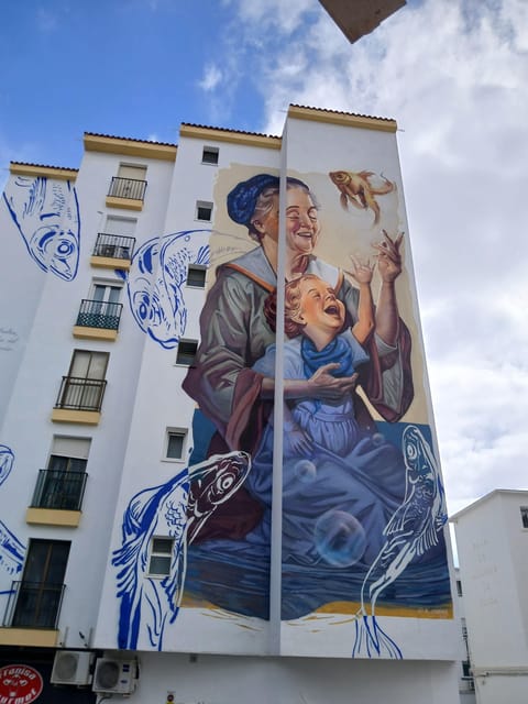 Estepona Art Murals and Tapas Walk with Local Guide - Tastings and Food Stops: Flexibility Instead of Inclusion