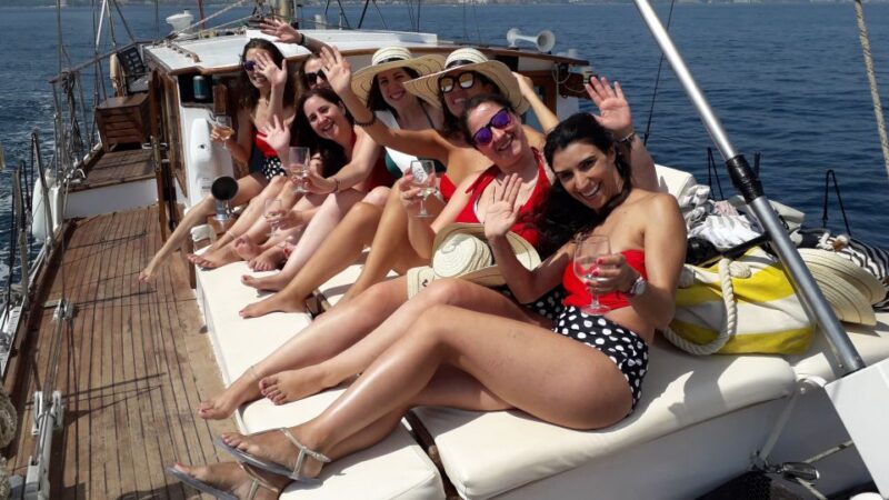 Estepona: Dolphin Watching Sailboat Cruise with Drink - Making a Splash: Optional Sea Swim in the Mediterranean