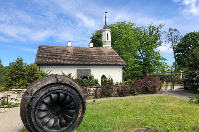 Estonian Seaside Tour - Paldiski: A Town Steeped in 20th-Century History