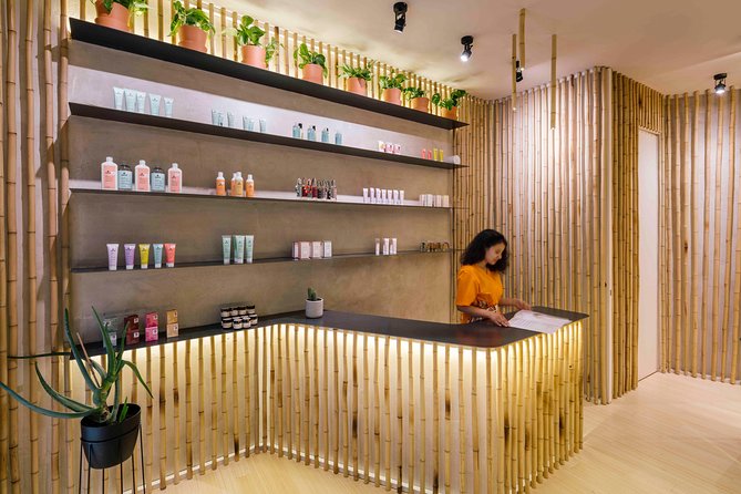 Eternal Youth Facial Treatment - Nourishing Mask and Arm/Hand Relaxation