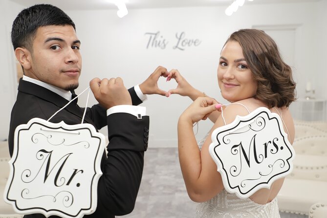 Eternity Wedding Package in Las Vegas, Nevada - An Intimate and Modern Wedding Experience in Las Vegas