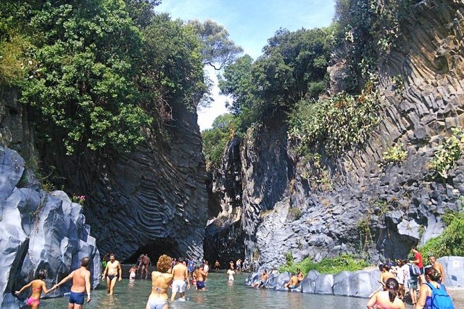 Etna / Alcantara Gorges - The Alcantara Gorges’ Scenic and Refreshing Walk