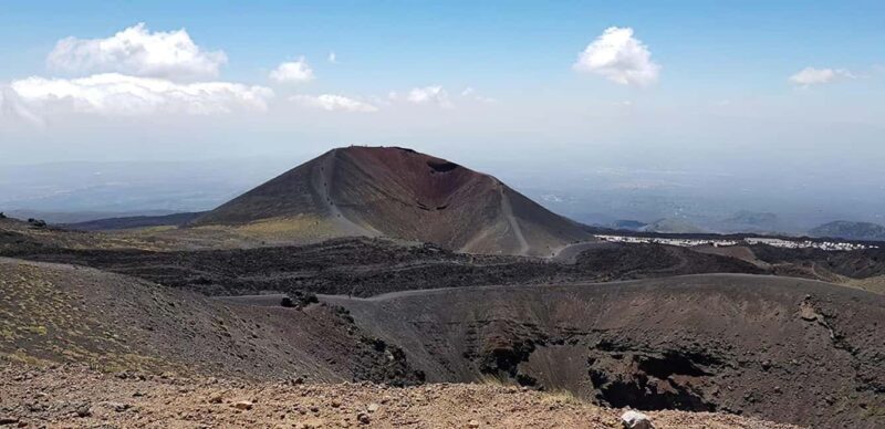 Etna and surroundings with honey tasting - From Lava Flows to Panoramic Craters: An In-Depth Look at the Itinerary