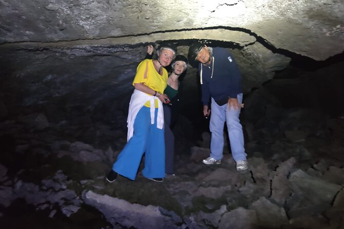 Etna at sunset - 4x4 tour with Sicilian sweet aperitif - Lava Tube Exploration with Safety Gear