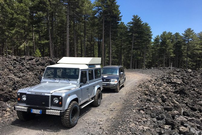 Etna Grantour - 4x4 & trekking - Private tour with lunch included - Visiting the Silvestri Craters of Mount Etna
