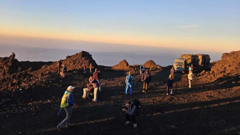 Etna Nord: Exclusive sunset tour with official provider - Return and Duration of the Tour