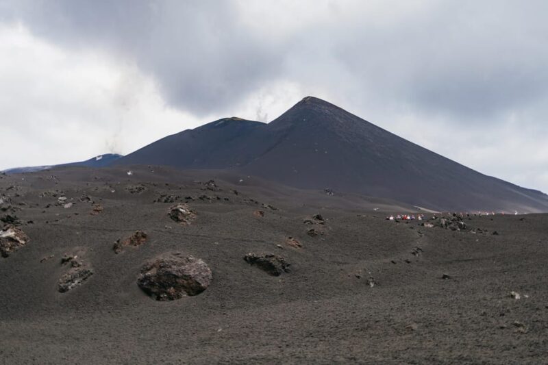 Etna: summit craters trekking with volcano guide 3350mt - Mount Etna’s Summit at 3,350 Meters Offers Breathtaking Views