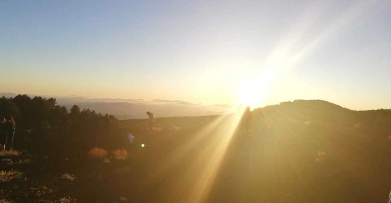 Etna Sunset Tour: Volcano trek, Cave & tasting from Catania - Mount Etna Sunset Views at 2,000 Meters