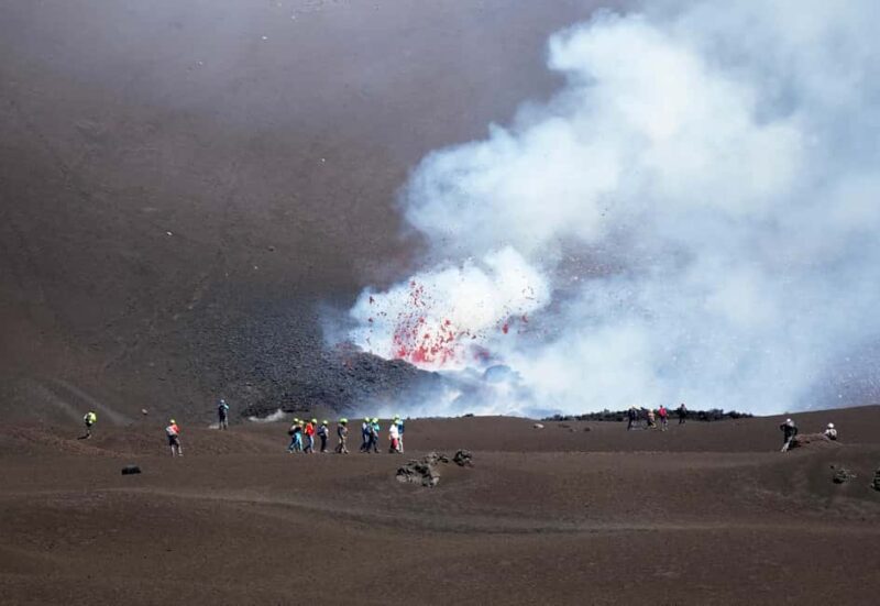 Etna: Trekking to the summit craters at 3340 meters - Key Points