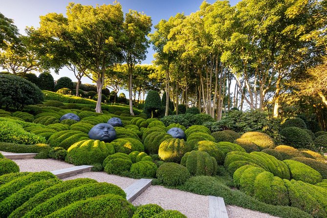 Etretat - Garden Of Etretat & Cliffs - Private Trip - Exploring the Small Town of Étretat