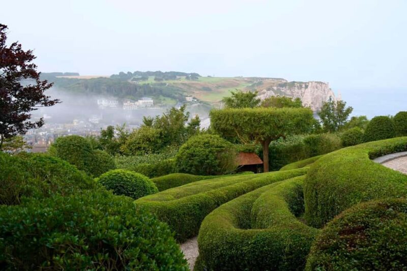 Etretat - Garden of Etretat & Cliffs - Voyage Privé - The Experience Provider and Similar Tours