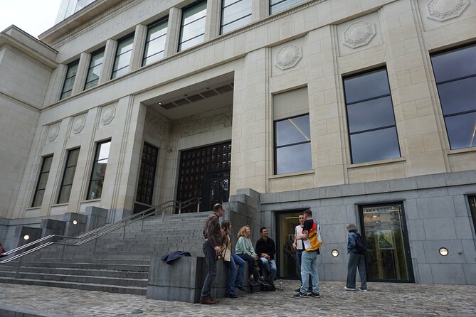 European Quarter Comedy Tour - Relaxing Moment at Parc Léopold