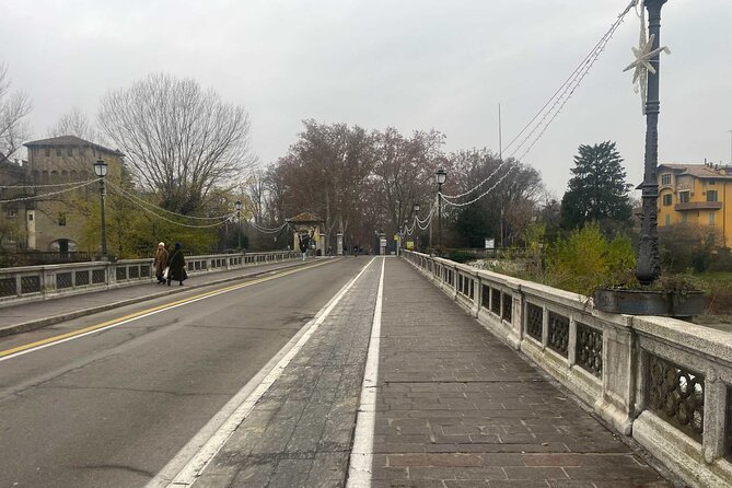 Europes Culinary Capital: A Self-Guided Audio Tour in Parma - Admiring the Basilica di Santa Maria della Steccata