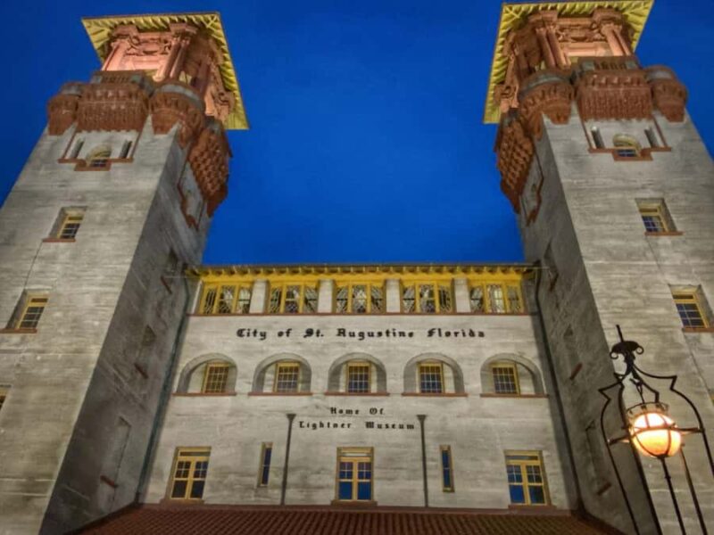 Evening Architectural Photo Tour - The Secret Gardens and Hidden Courtyards