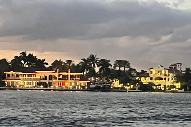 Evening Boat Cruise through Downtown Ft. Lauderdale - Comfort and Amenities Onboard