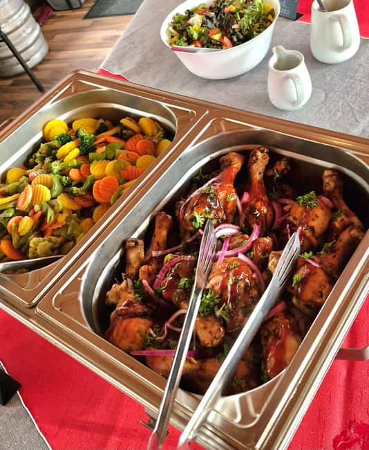 Evening cruise through Prague with buffet dinner - Departing from Kamina Terminal at Pier No. 16