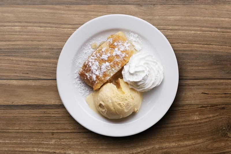 Evening cruise through Prague with buffet dinner - When to Book and What to Expect