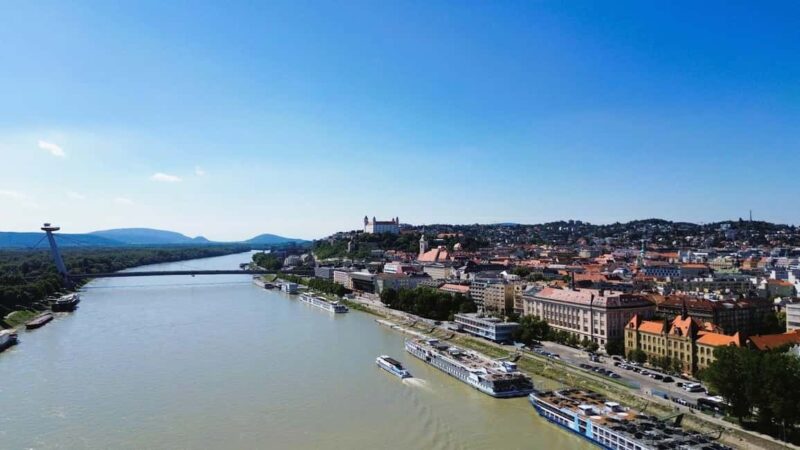 Evening Essential Bratislava Tour & Wine Tasting from Vienna - Easy Transportation from Vienna to Bratislava