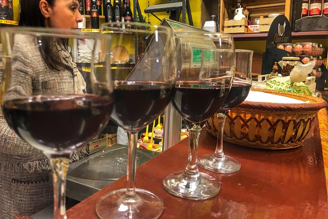 Evening Flavors of Naples: Guided Food Tour and Wine Tasting - Key Points