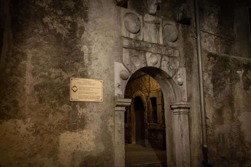 Evening Guided Tour of Chambéry  City of the Dukes of Savoy - Visiting the Château des Ducs de Savoie and the Cathedral
