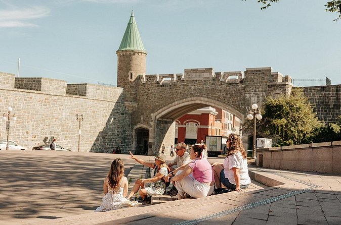 Evening Old Québec Walking Tour with Funicular - What You See at the Château Frontenac and Terrasse Dufferin