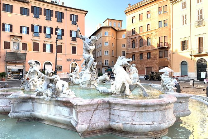 Evening Tour of the Citys Most Iconic Sights - Up To 6 People - Piazza Navona: Rome’s Baroque Crown Jewel at Night