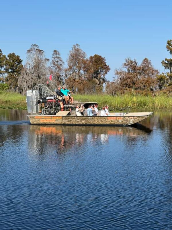 Everglades Tour in French from Orlando and the surrounding area - Free Time and Local Tasting Opportunities