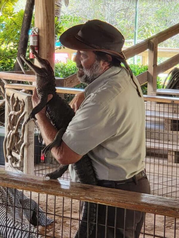 Everglades Tour in French from Orlando and the surrounding area - Frequently Asked Questions