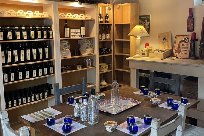 Evo Oil Tasting School with Blindfolded Tasting and Lunch - Exploring the Olive Grove and Pruning Techniques