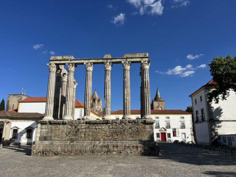 Évora: Ancient Roman Temple & Kings Christ Tour - Discovering the Roman Temple in Évora