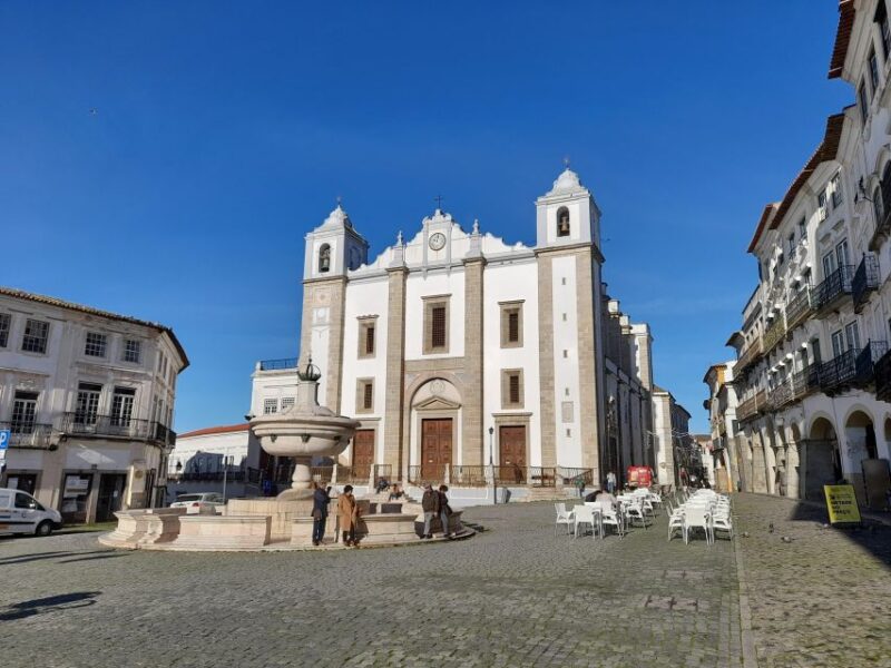 ÉVORA AND MONSARAZ FULL DAY PRIVATE TOUR BY CAR - Logistics and Practical Details