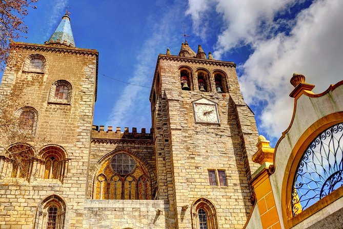 Evora and Monsaraz Private Tour From Lisbon - Exploring Monsaraz’s Medieval Charm and Scenic Views