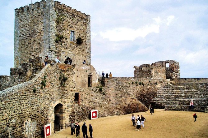 Evora and Monsaraz Wine Tasting Private Tour - Visiting Monsaraz’s Picturesque Village and Castle