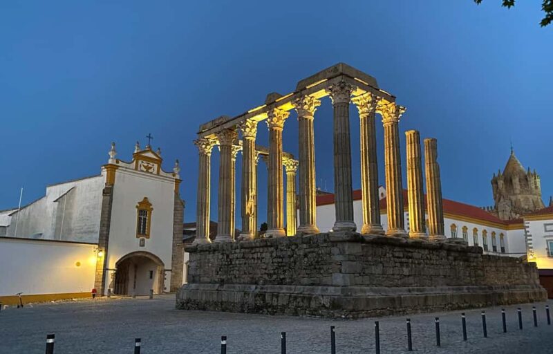 Evora: City Tour - 10h - Walking Through Évora’s Historic Streets and Squares