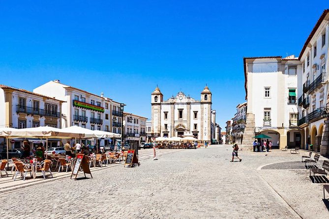 Évora Full-Day Tour with Wine Tasting from Lisbon - Flexible Free Time for Évora Exploration