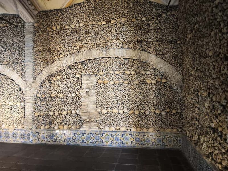 Évora & Monsaraz: UNESCO Heritage, Wine & Medieval Charm - Wine Tasting in the Medieval Village