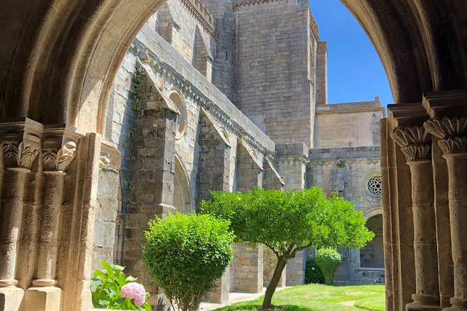 Évora Private Half-Day of Wonders with Tickets - Évora’s Medieval Pride: The Cathedral