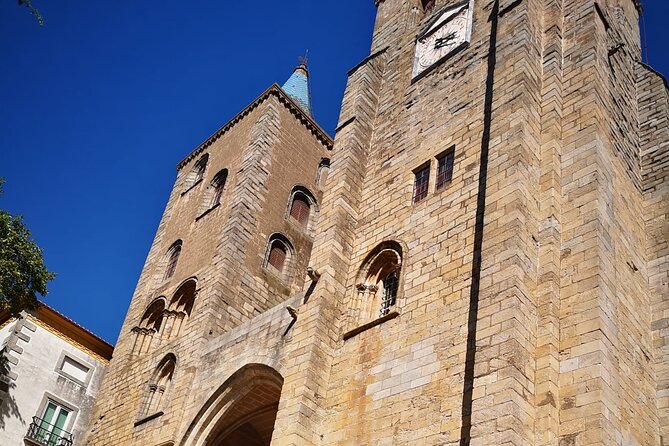 Évora Private Tour - Cork Factory and Wine Estate Included - Private Transport in a Luxury Vehicle Offers Comfort and Flexibility