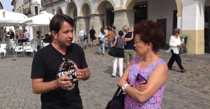 Évora: Private walking tour with tickets to main monuments - The Expertise and Personal Touch of the Guides