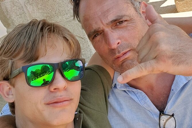 Évora Scavenger Hunt and Sights Self-Guided Tour - Navigating the City with the App and Clues