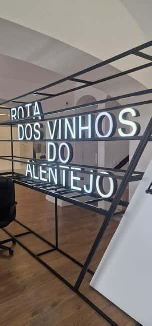 Évora & Wines: A Taste of Authentic Alentejo - Practical Details and Comfort During the Tour