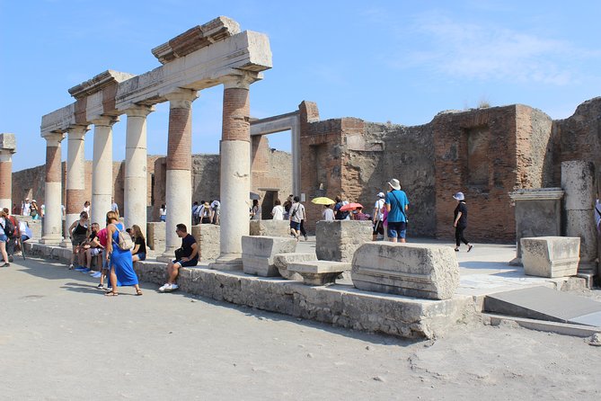 Excavations of Pompeii. Tourist guide and skip-the-line ticket - Practical Considerations for Visiting Pompeii