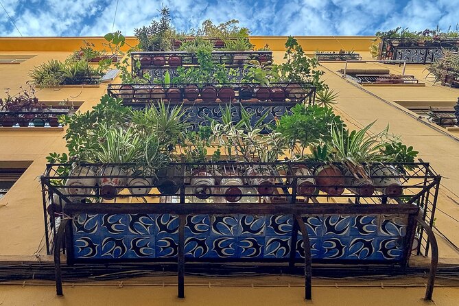 Excellent Private Photography Walking Tour & Workshop in Valencia - The Garden of Monforte as a Central Photo Spot