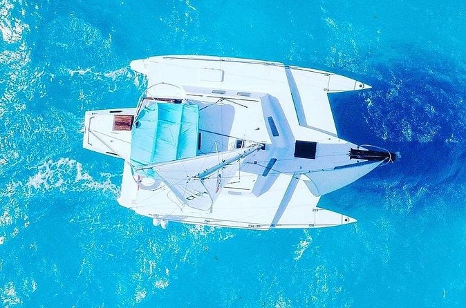 Exciting Catamaran Tour to Isla Mujeres, from Cancún! - Entertainment, Guides, and Crew Performance